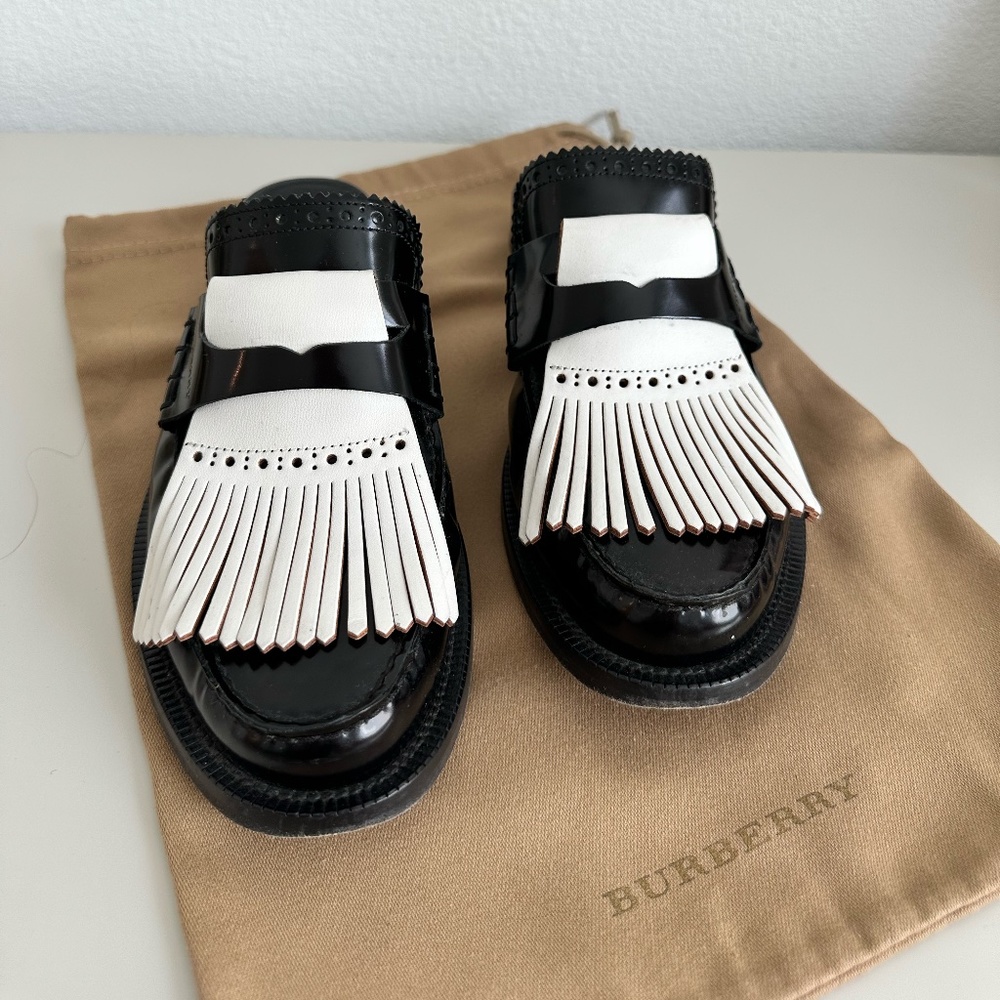 Burberry Beckshill Black and White Mule Slide
